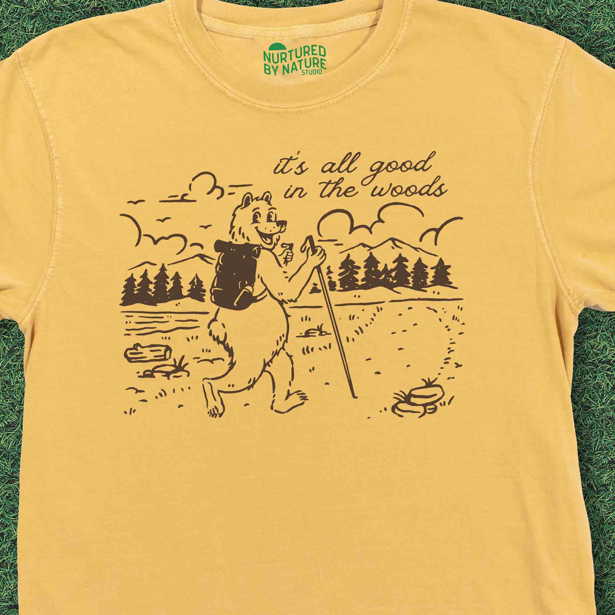 It&#39;s All Good in the Woods Hiking Bear Graphic T-Shirt