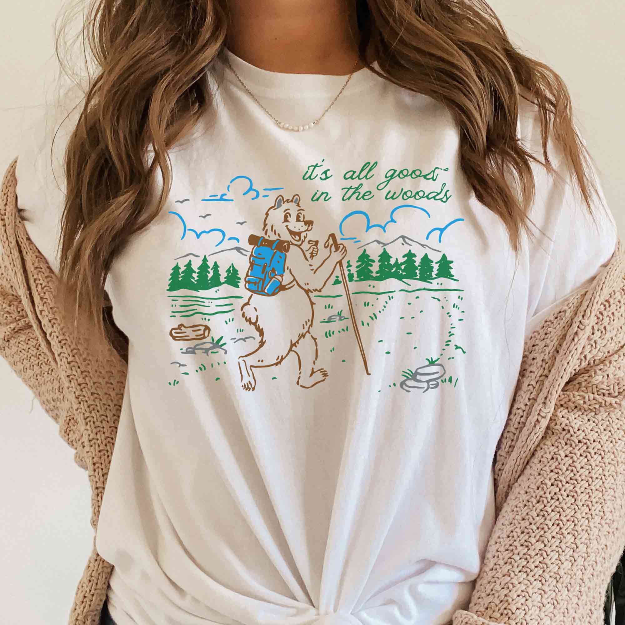 It&#39;s All Good in the Woods Hiking Bear Graphic T-Shirt